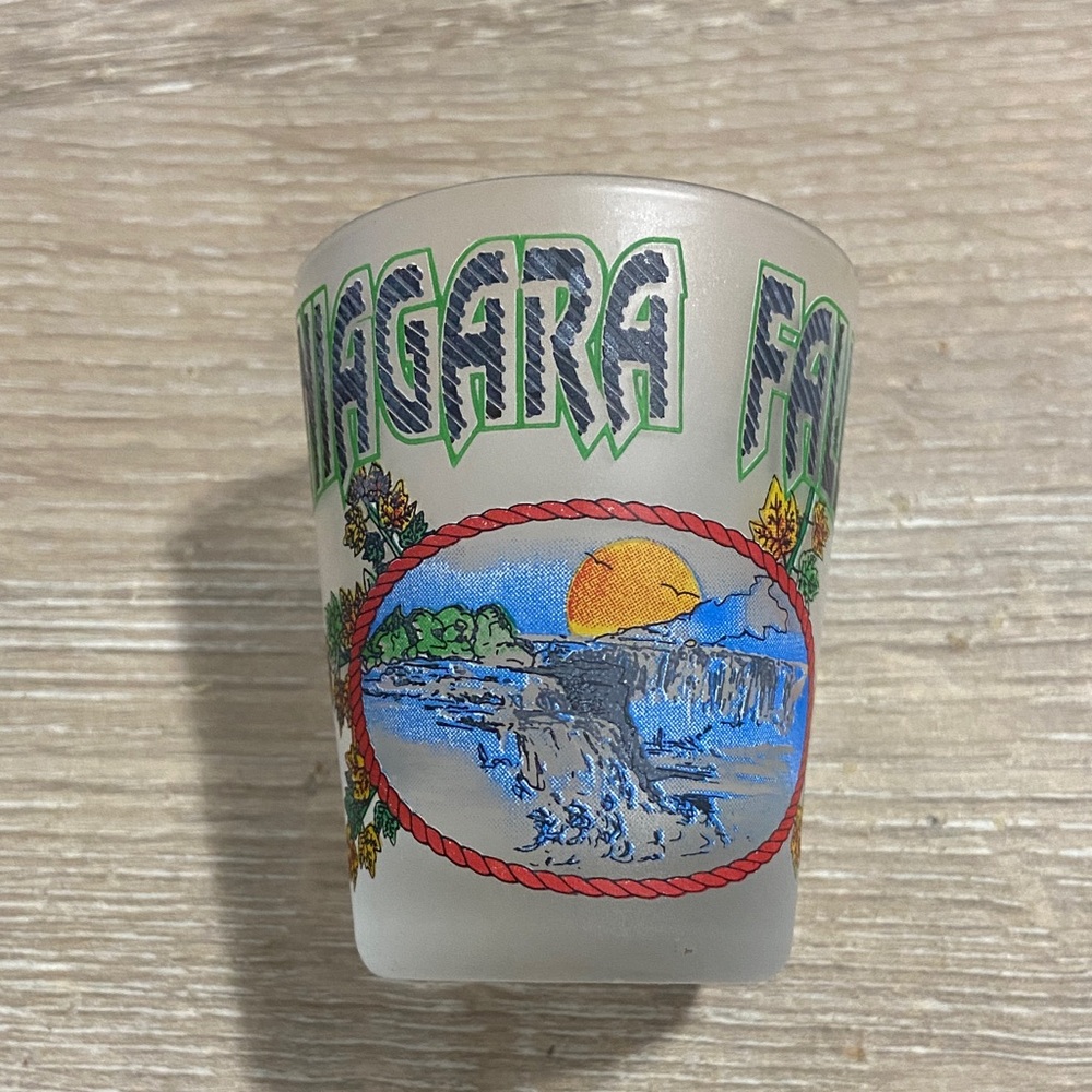 Niagara Falls Souvenir Shot Glass - Multicolor